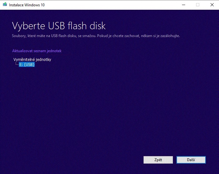 Instalace Windows 10 zvolení USB flash disku