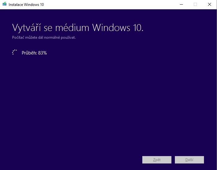 Instalace Windows 10 průběh vytváření USB media